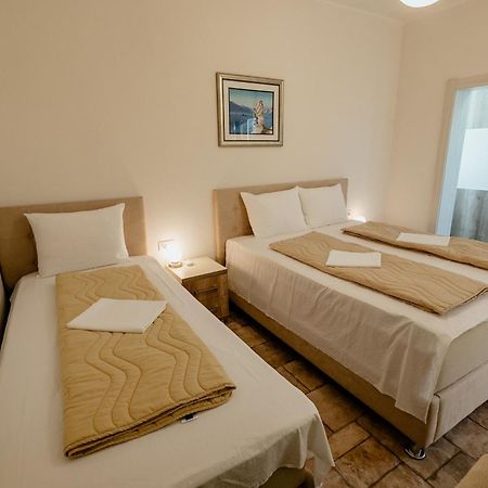 Bobana Apartments Donji Morinj Ngoại thất bức ảnh