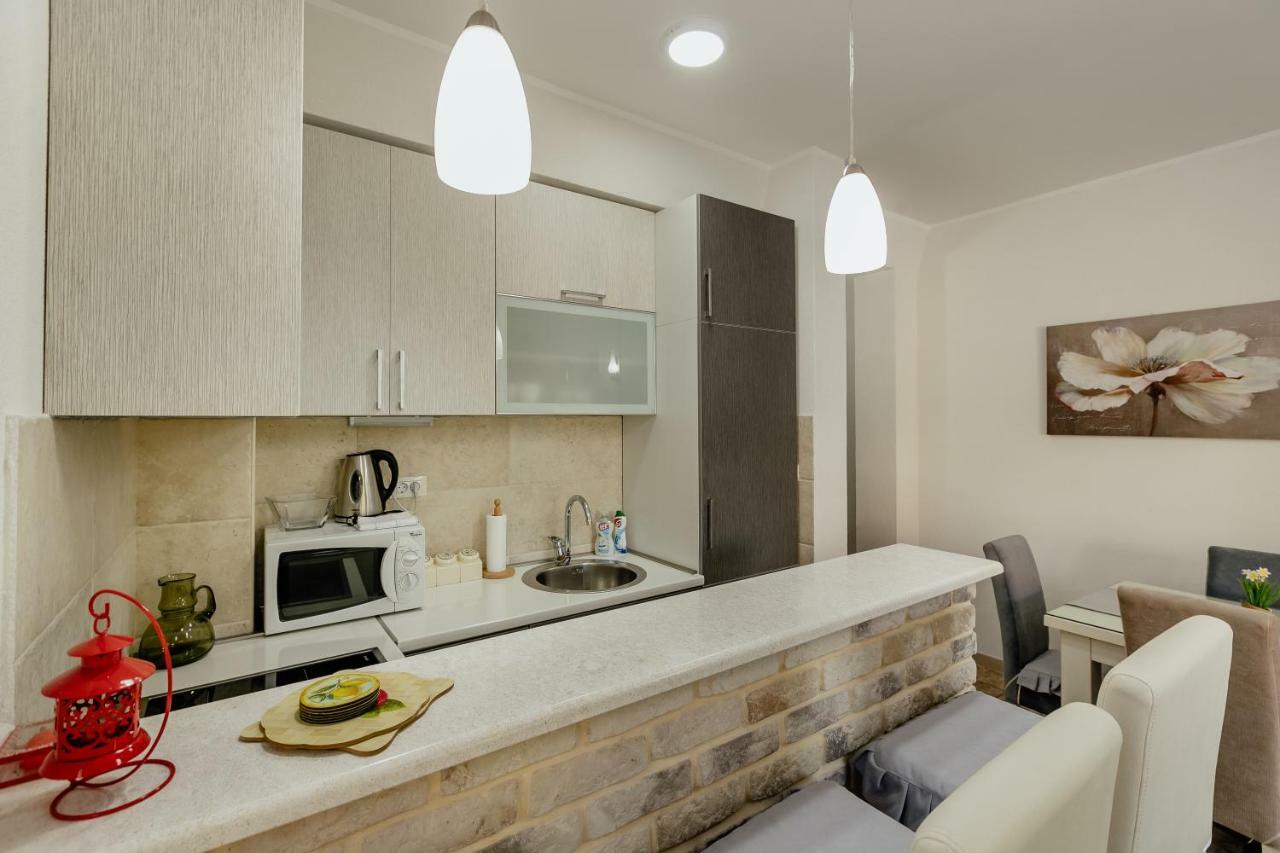 Bobana Apartments Donji Morinj Ngoại thất bức ảnh